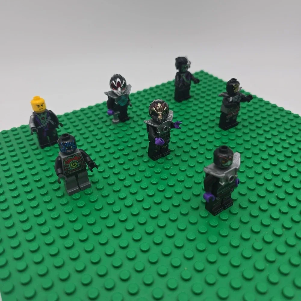 LEGO Ninjago Villain Minifigure Lot Ghost Warriors Nindroid Mixed 7 Figures